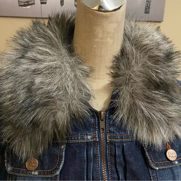 Erza Fitch - Vintage Jean Jacket Faux Fur Collar - Picture 5 of 16